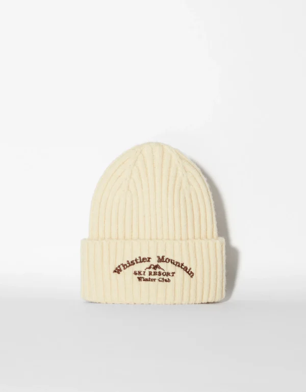 Beanie bordado rib-BERSHKA Fashion