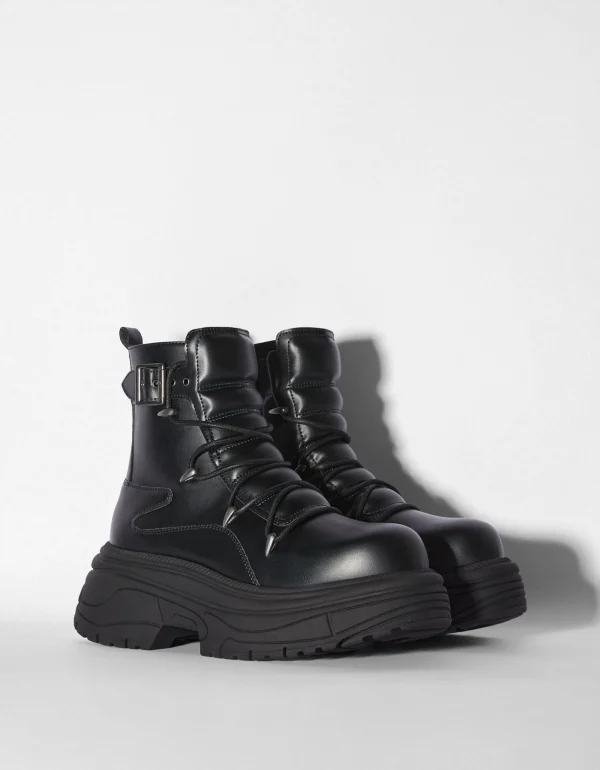 Botas volumen detalle hebillas hombre-BERSHKA Fashion