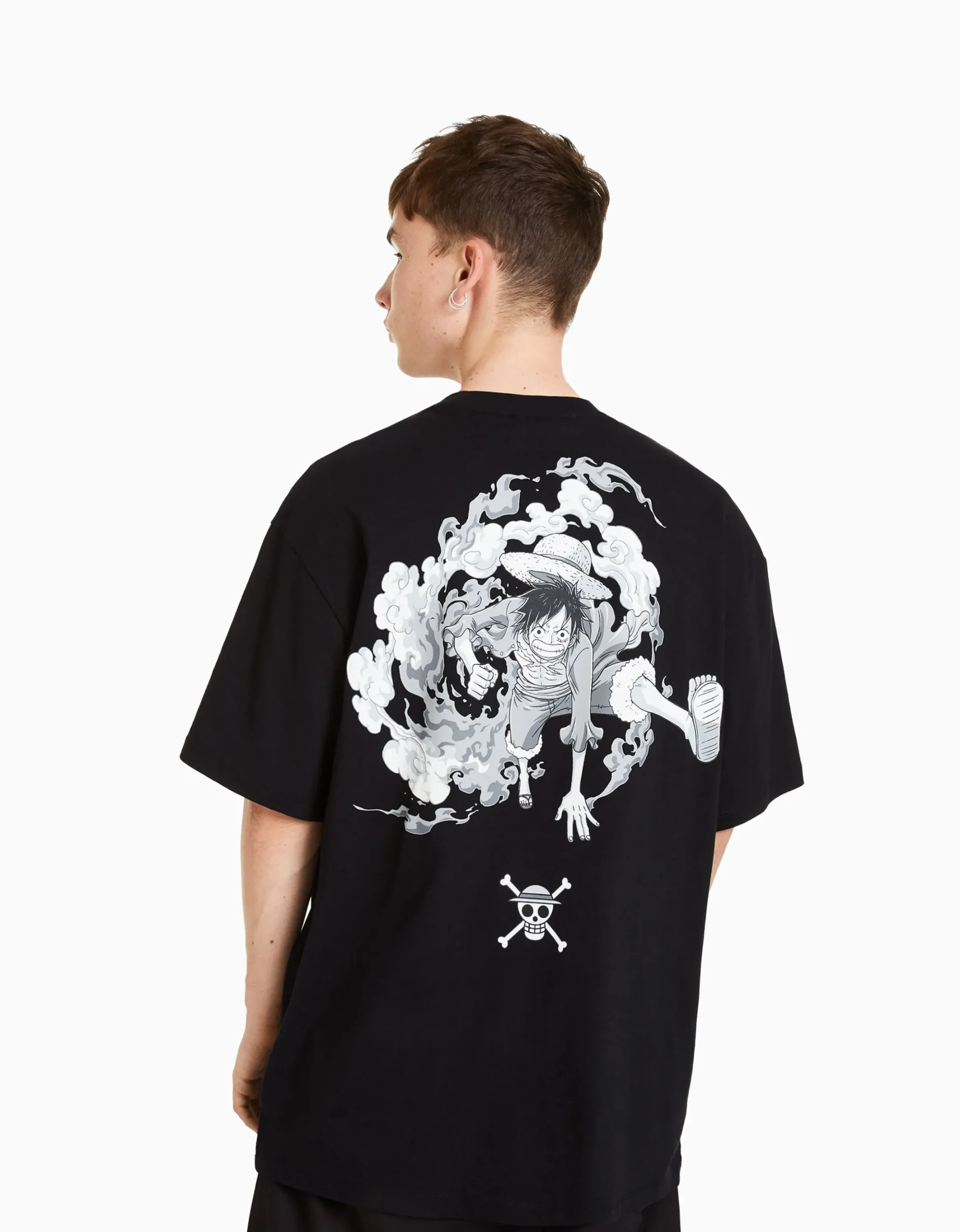 Camiseta manga corta boxy fit print One Piece-BERSHKA Shop