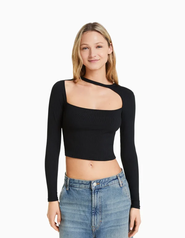 Camiseta manga larga escote asimétrico-BERSHKA Flash Sale