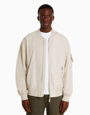 Cazadora bomber ligera-BERSHKA Store
