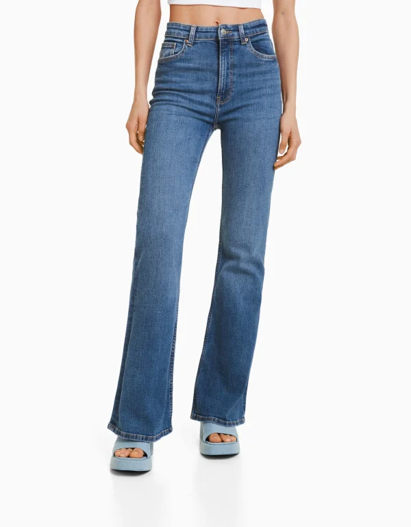Jeans flare-BERSHKA Outlet