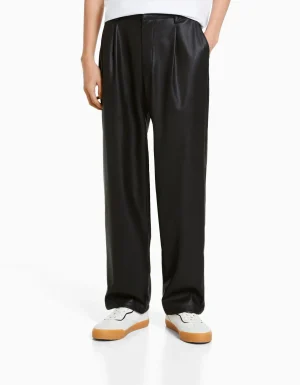 Pantalón semi jogger efecto piel-BERSHKA Best